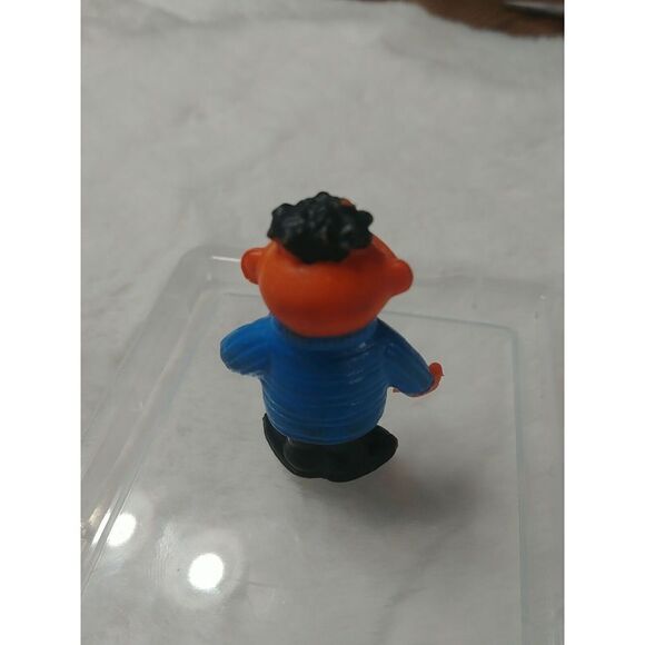 Muppets Ernie 2 Inch Miniature PVC Figure Vintage Muppets Inc Sesame Street - Picture 2 of 10